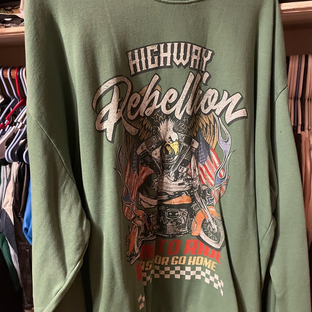 Fashion nova sweatshirt men’s size 2XL